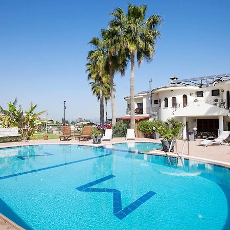 Meryem'S Hotel Agios Epiktitos Bagian luar foto