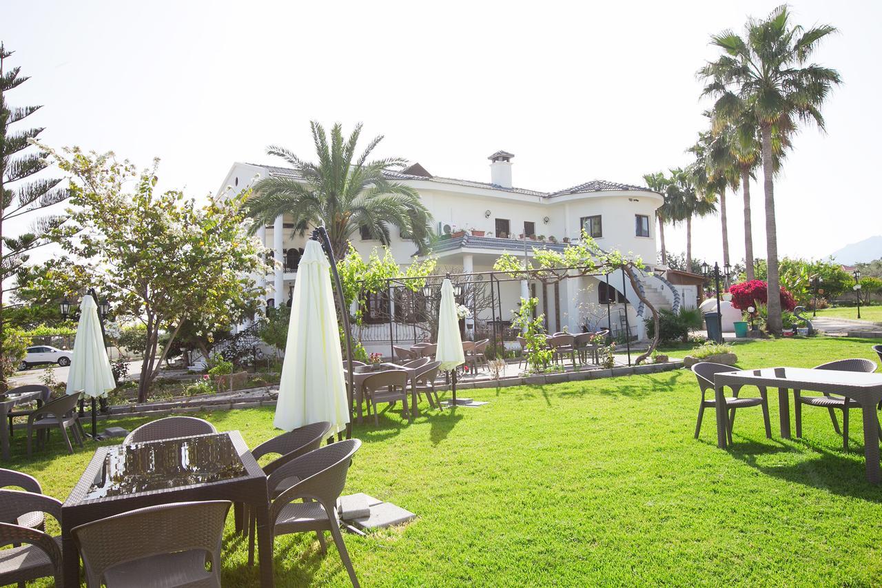 Meryem'S Hotel Agios Epiktitos Bagian luar foto