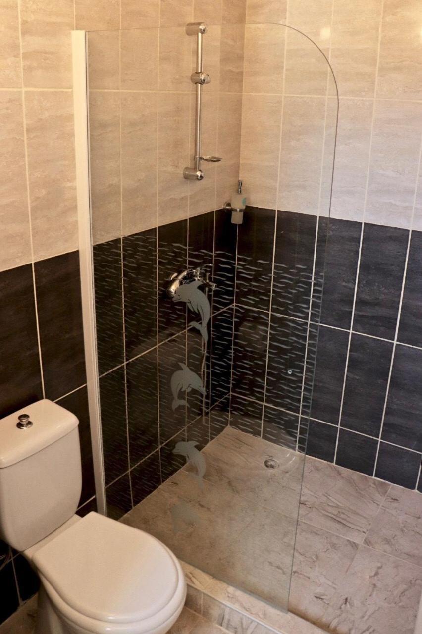 Meryem'S Hotel Agios Epiktitos Bagian luar foto
