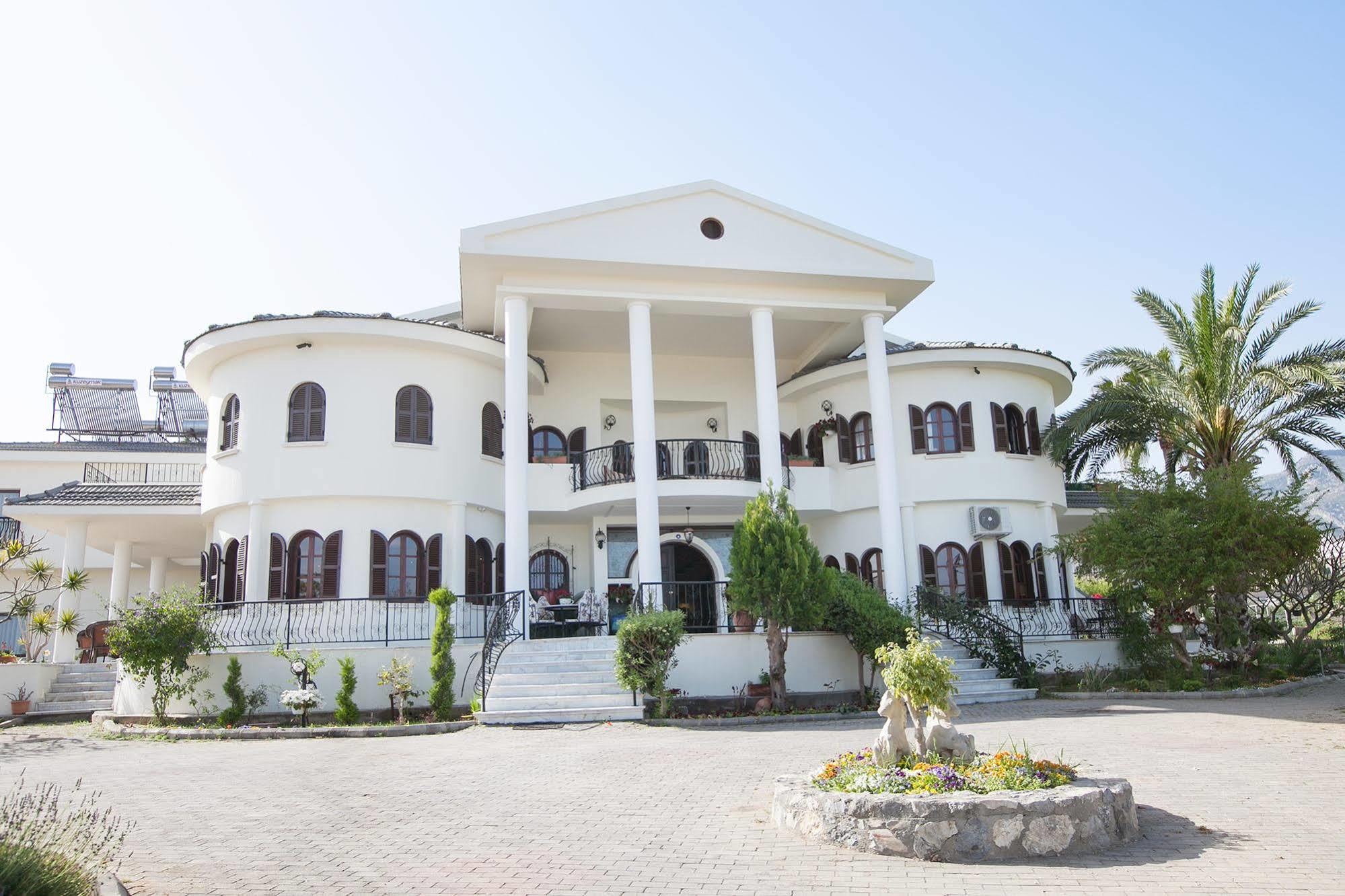 Meryem'S Hotel Agios Epiktitos Bagian luar foto